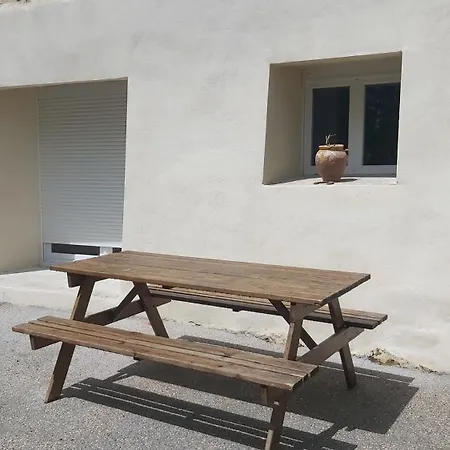 Un Petit Coin Douillet Au Pradel Montredon-Labessonnié